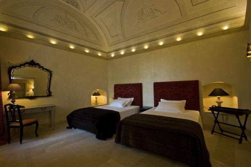 Palazzo Gattini Luxury Hotel Matera Camera foto